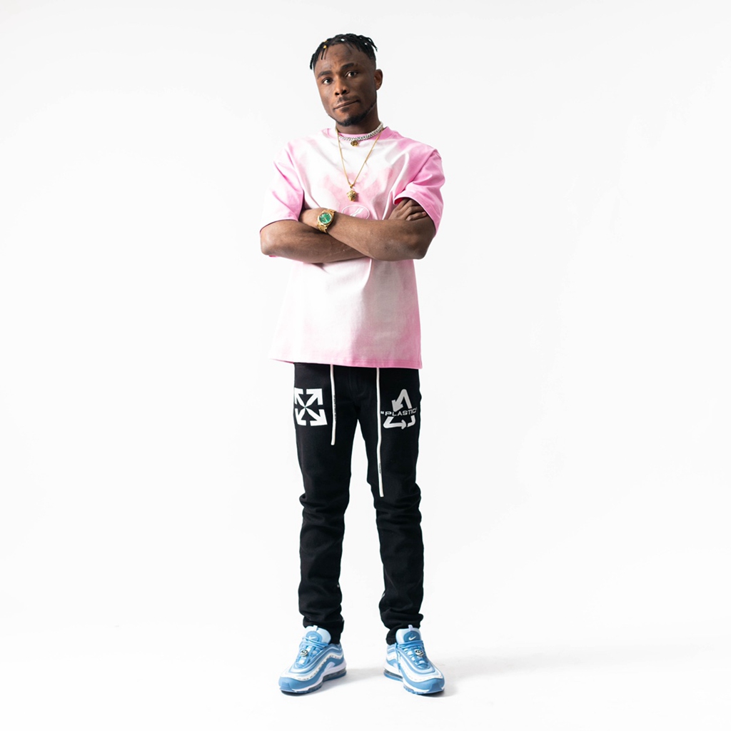 OFF WHITE